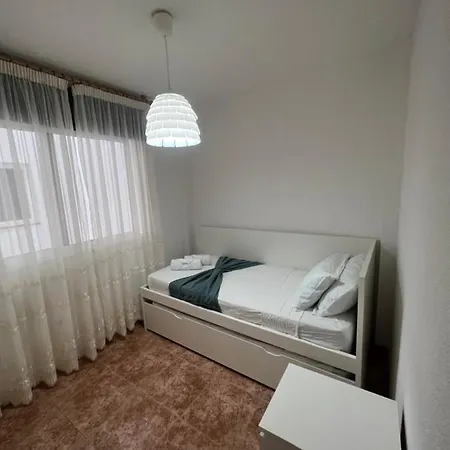 Edificio Playa Chica Эль-Медано