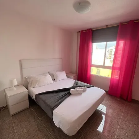 Edificio Playa Chica * Эль-Медано