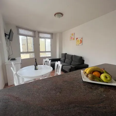 Edificio Playa Chica * Эль-Медано