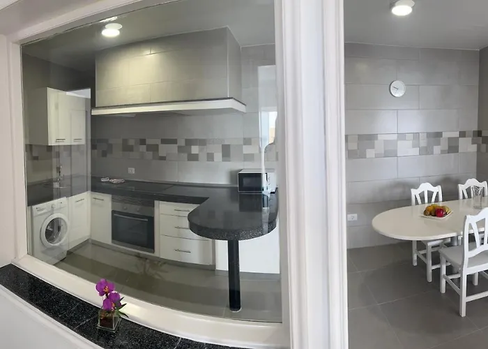 Edificio Playa Chica Apartment