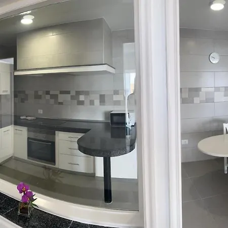 Edificio Playa Chica Appartement