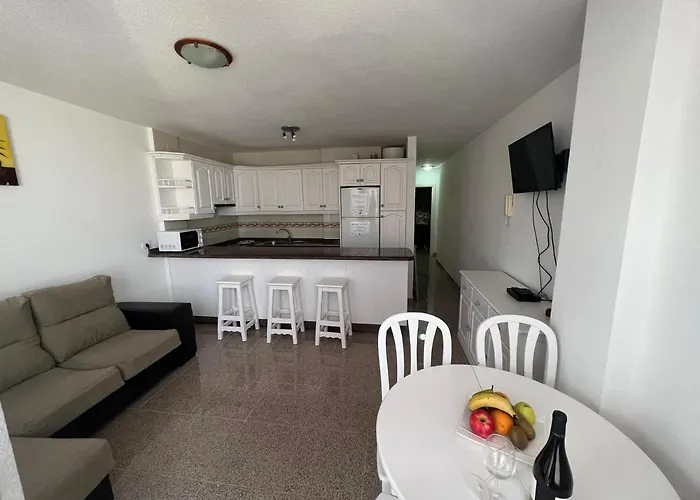 Edificio Playa Chica